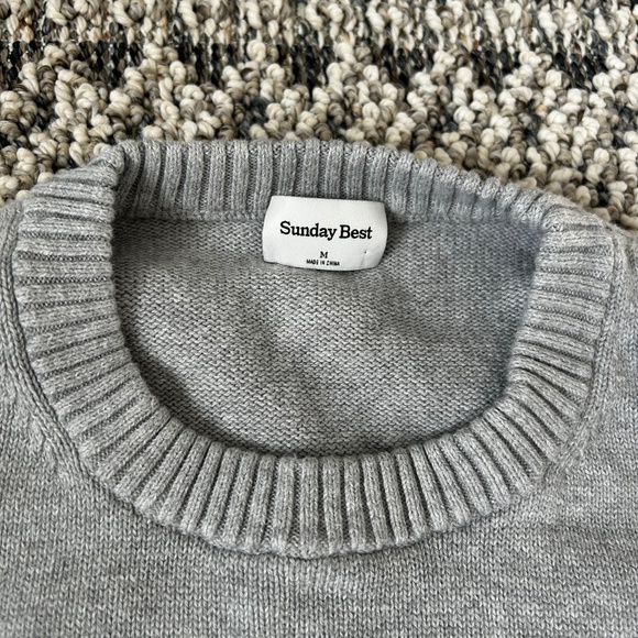 Aritzia sweater ! Sunday Best - Picture 3 of 3